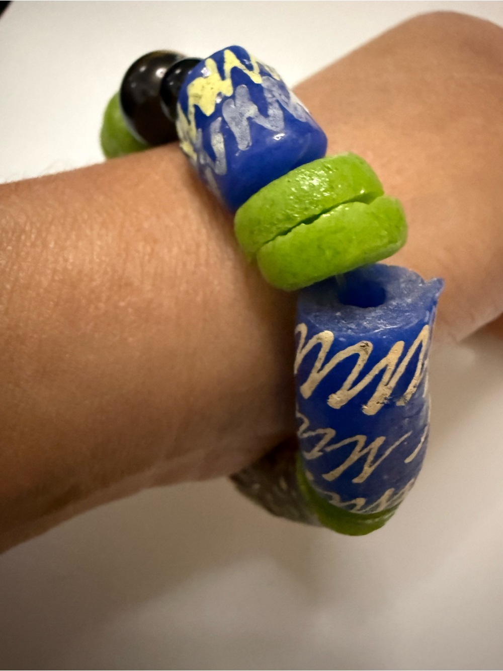 Handmade‎ Blue & Lime glass Bead Bracelet